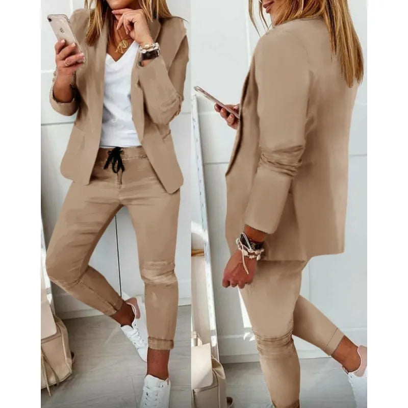 Ensemble de mode pour femmes de bureau