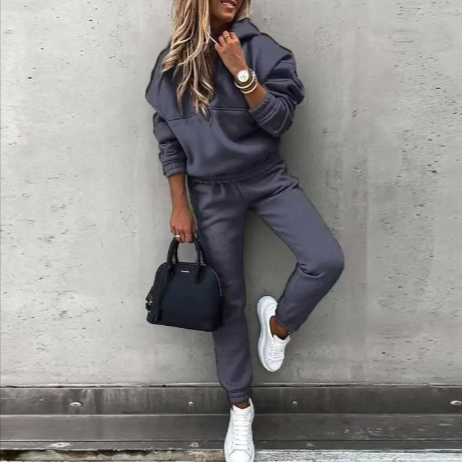 Ensemble Sweat à Capuche et Jogging Femme | Tenue de Sport Élégante pour Modes de Vie Actifs