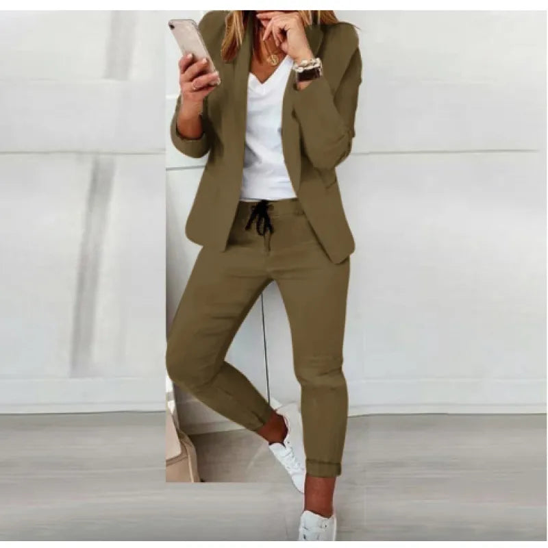 Ensemble de mode pour femmes de bureau