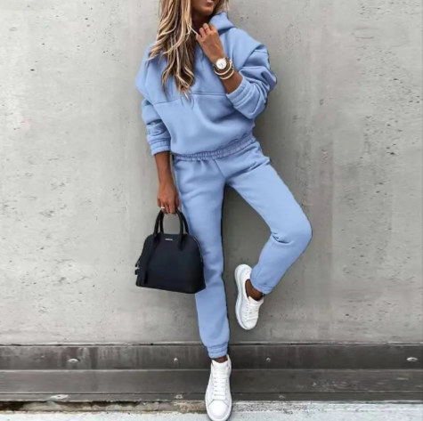 Ensemble Sweat à Capuche et Jogging Femme | Tenue de Sport Élégante pour Modes de Vie Actifs