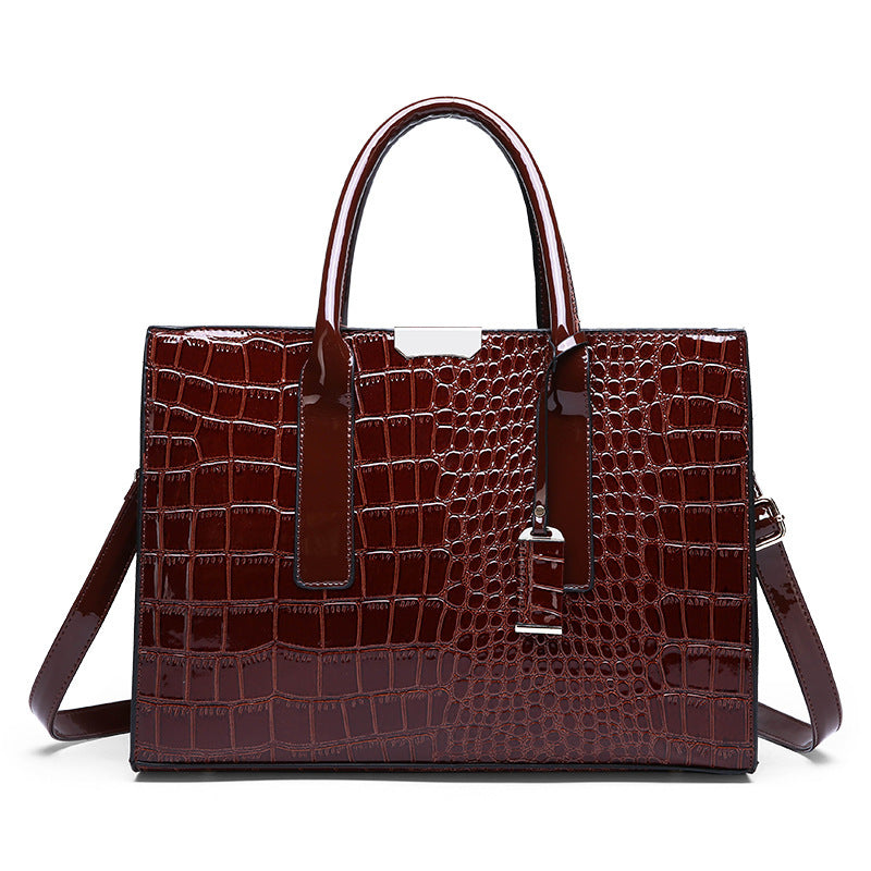 One-Shoulder Messenger Handbag in European Style