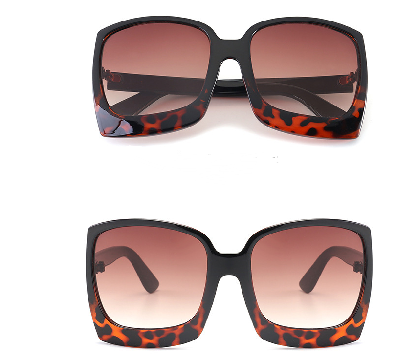 Trendy Women's Oversized Sunglasses - UV Protection